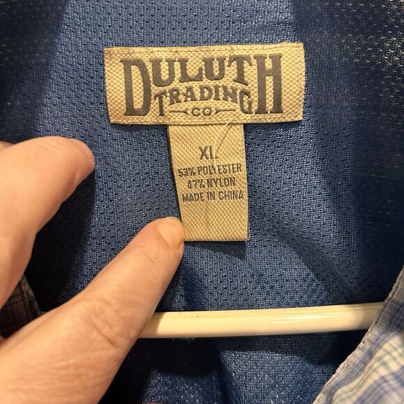 Duluth Trading Co Button Front Camp Shirt Mens XL Blue Plaid Polyester Nylon - Picture 2 of 7